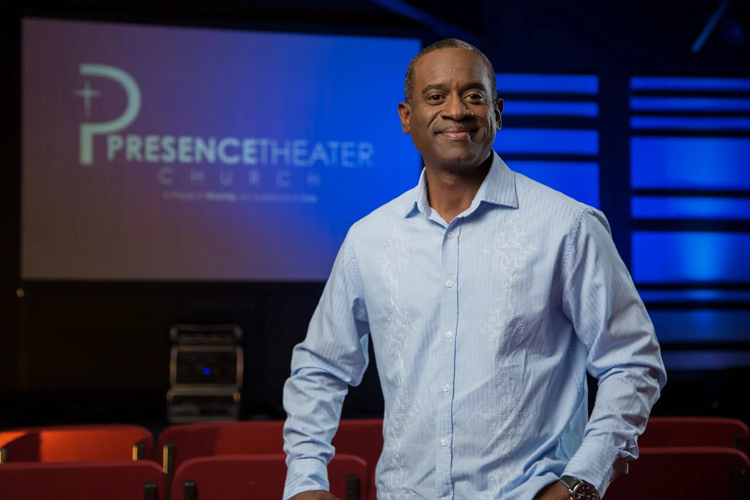 Speaker photographed with direct presence in a working venue
